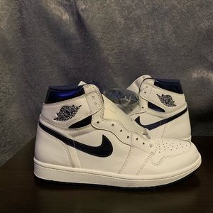 Jordan 1 Metallic navy
